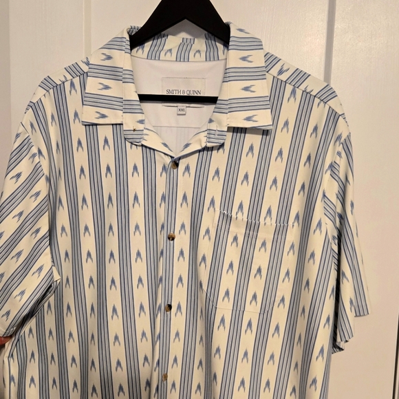 Smith & Quinn Men's Button Down Shirt - Picture 1 of 4